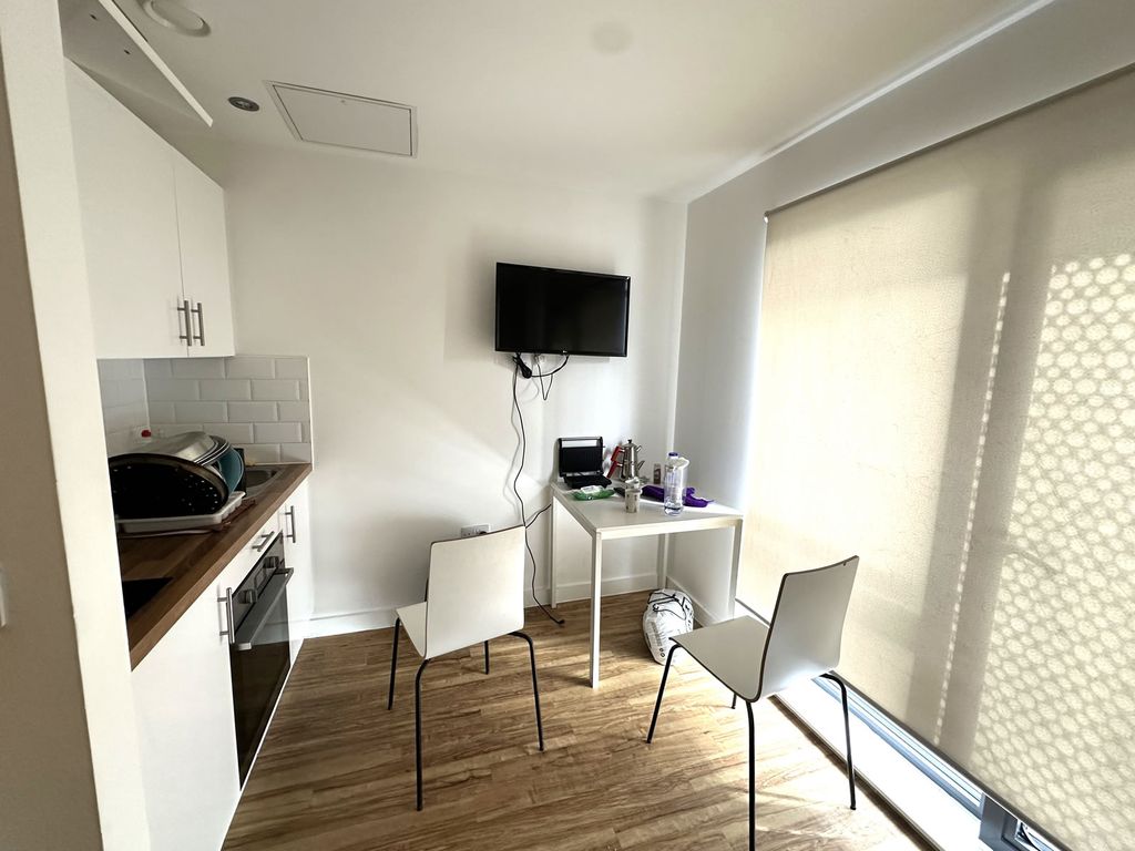 Property photo 3 of 9 A214X1Campusimage00007.Jpg