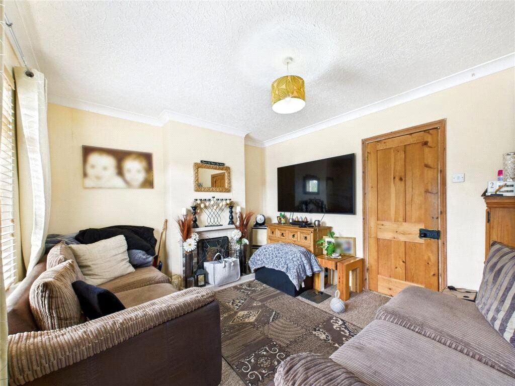 Property photo 2 of 14 Picture No. 02