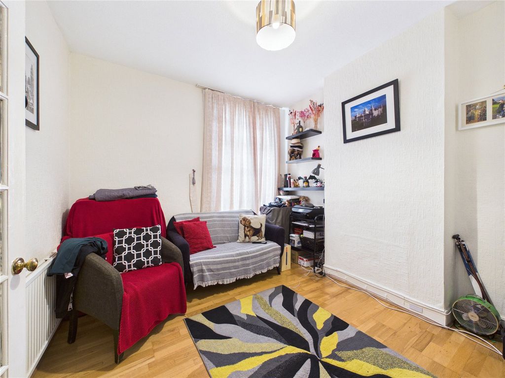Property photo 3 of 13 Picture No. 04