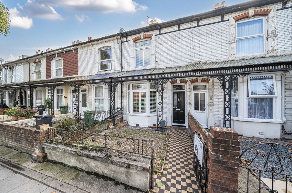 Property photo 1 of 12 1345926-24-68B863...
