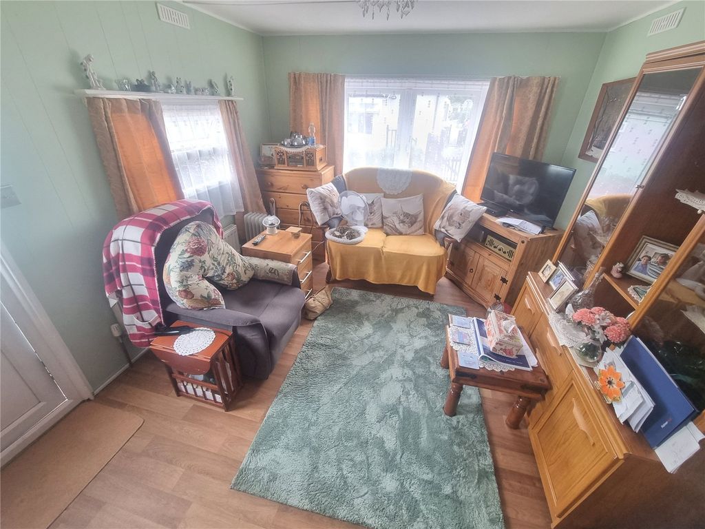 Property photo 3 of 11 Picture No. 09