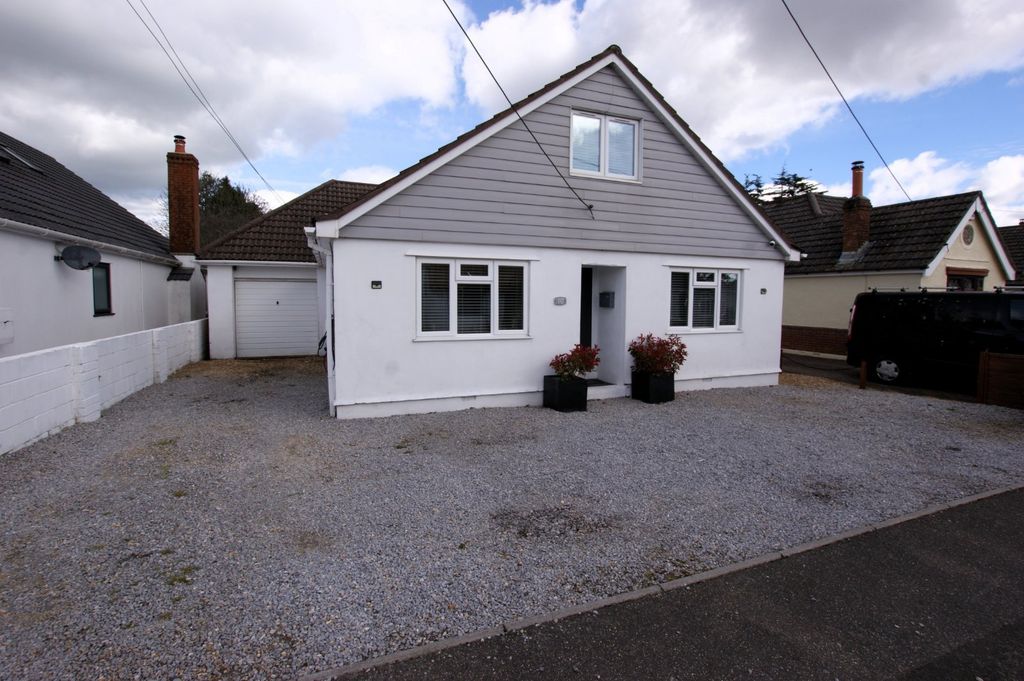 Property photo 1 of 14 Picture No. 02