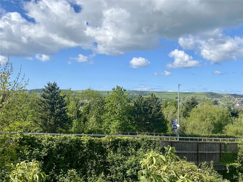 Additional image 12 of 2 bed flat for saleSticklepath Hill, Sticklepath, Barnstaple, Devon EX31