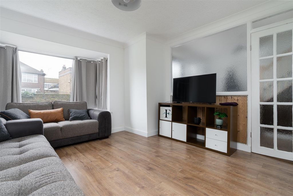 Property photo 3 of 12 Living Room