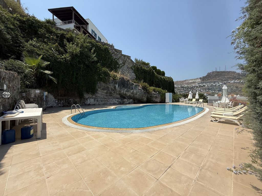 Property photo 3 of 25 A Sea &amp; Nature View Apartment In Bodrum For Sale - Large Communal Sun Terraces Around The Pool