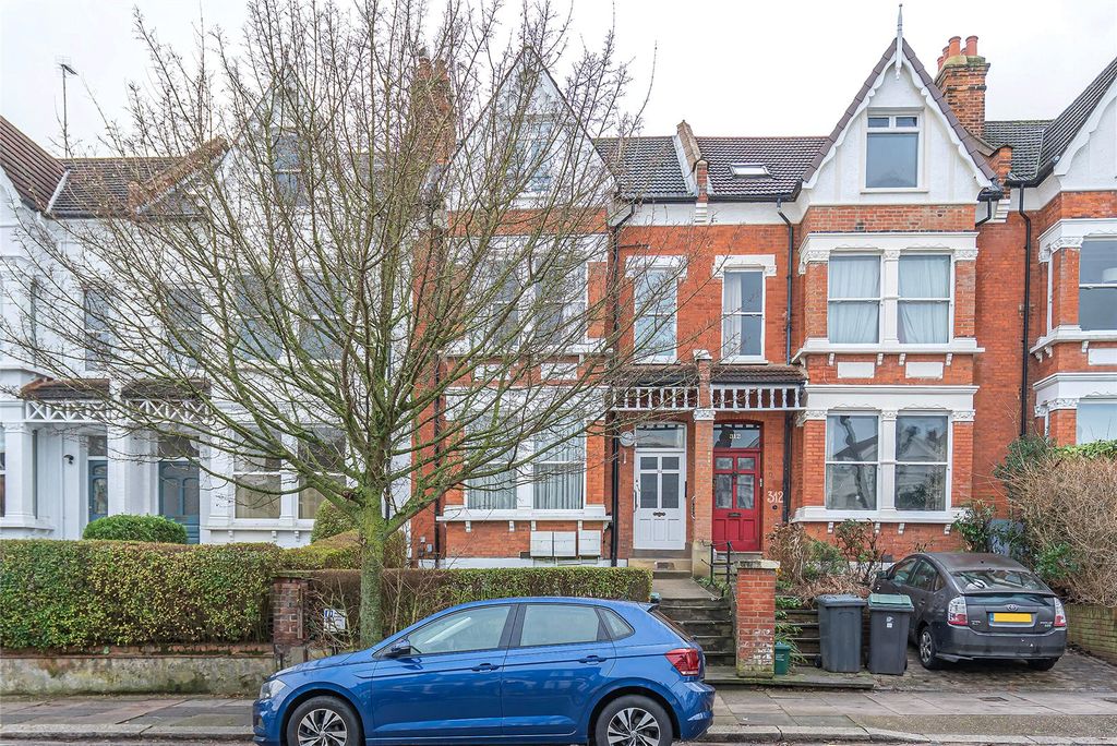 Property photo 1 of 15 Front External