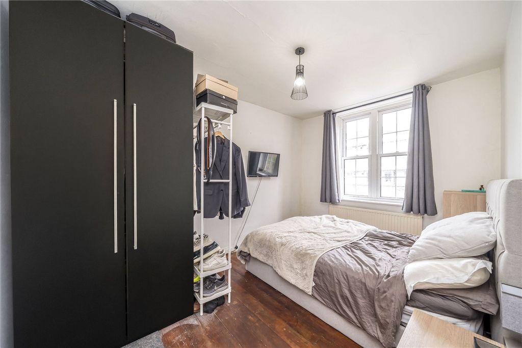 Property photo 3 of 5 Picture No. 06