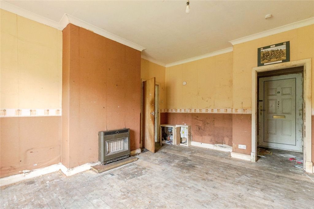 Property photo 2 of 13 Picture No. 24