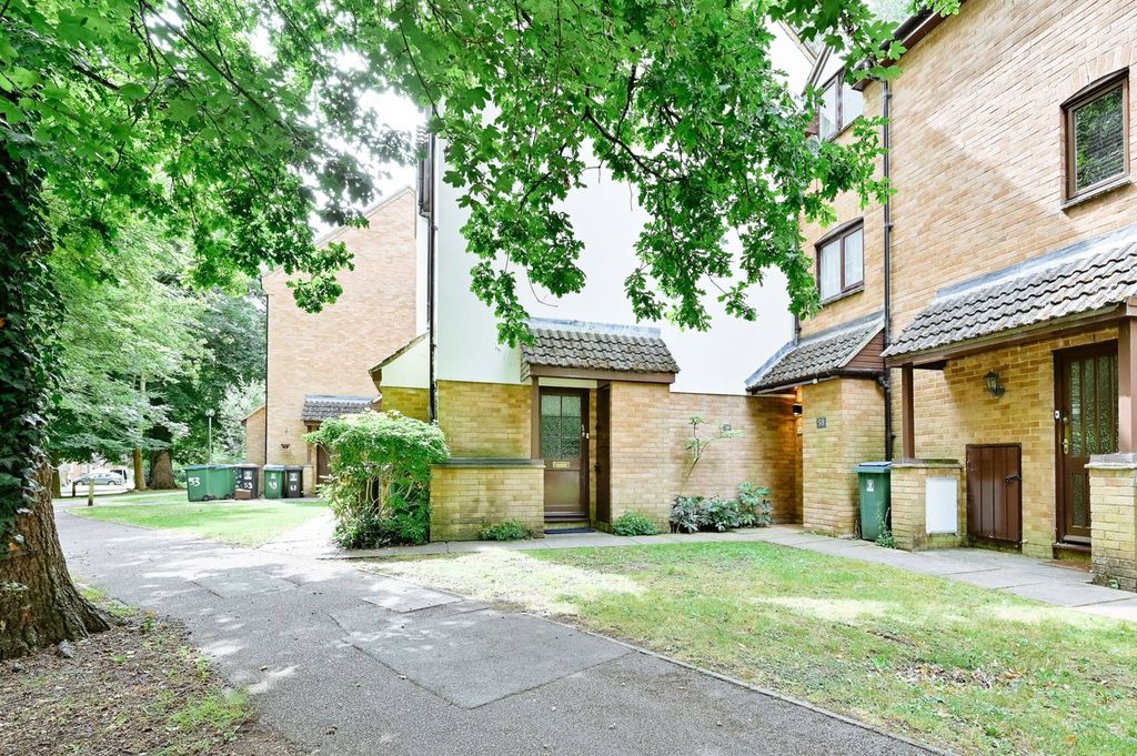 Property photo 2 of 6