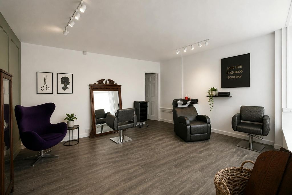Property photo 1 of 3 Castleton.Png