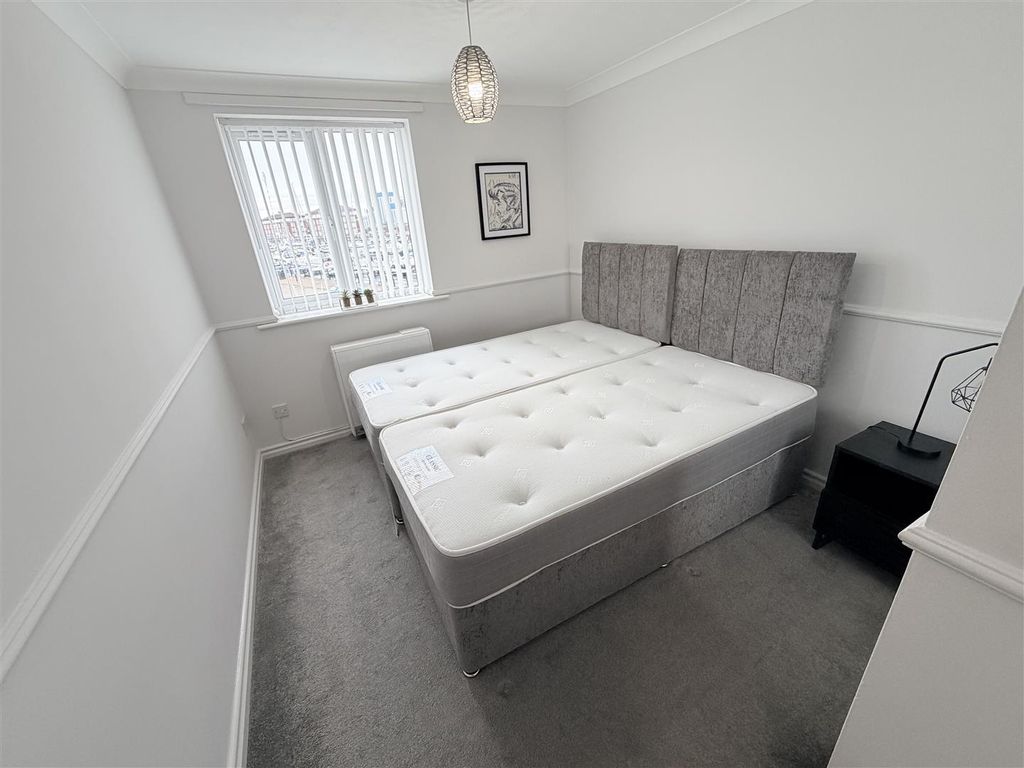 Additional image 10 of 2 bed property to rentNavigation Point, Middleton Road, Hartlepool TS24