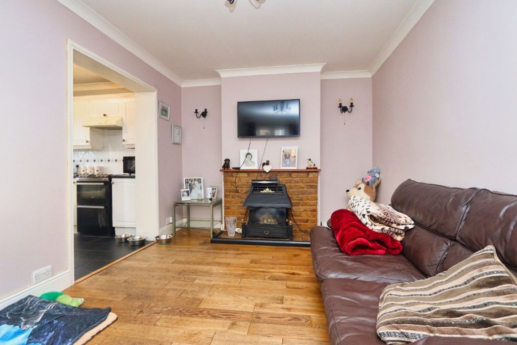 Property photo 3 of 15