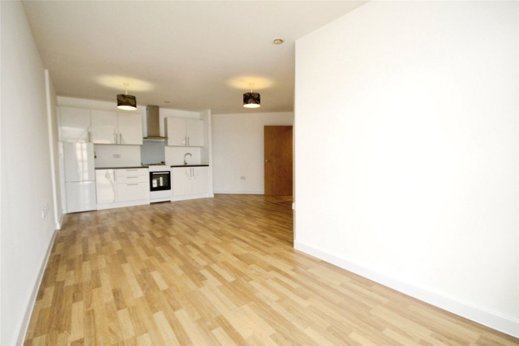 Property photo 3 of 8 Picture No. 02