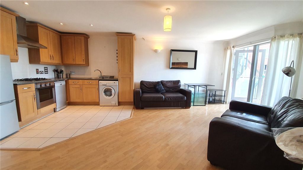 Property photo 2 of 7 Picture No. 05