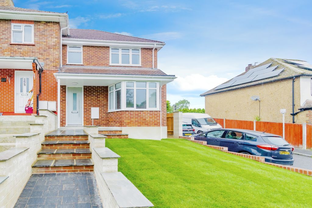 Property photo 1 of 15 Photography