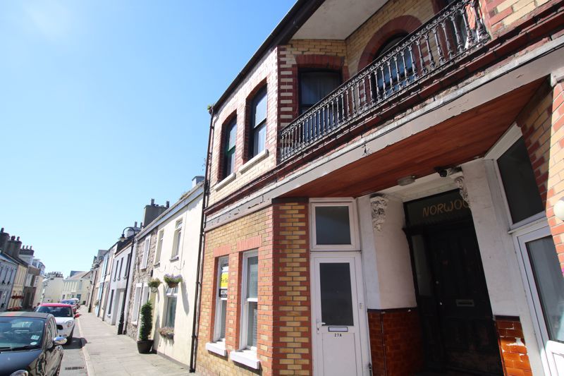 Property photo 1 of 18 27A High Street