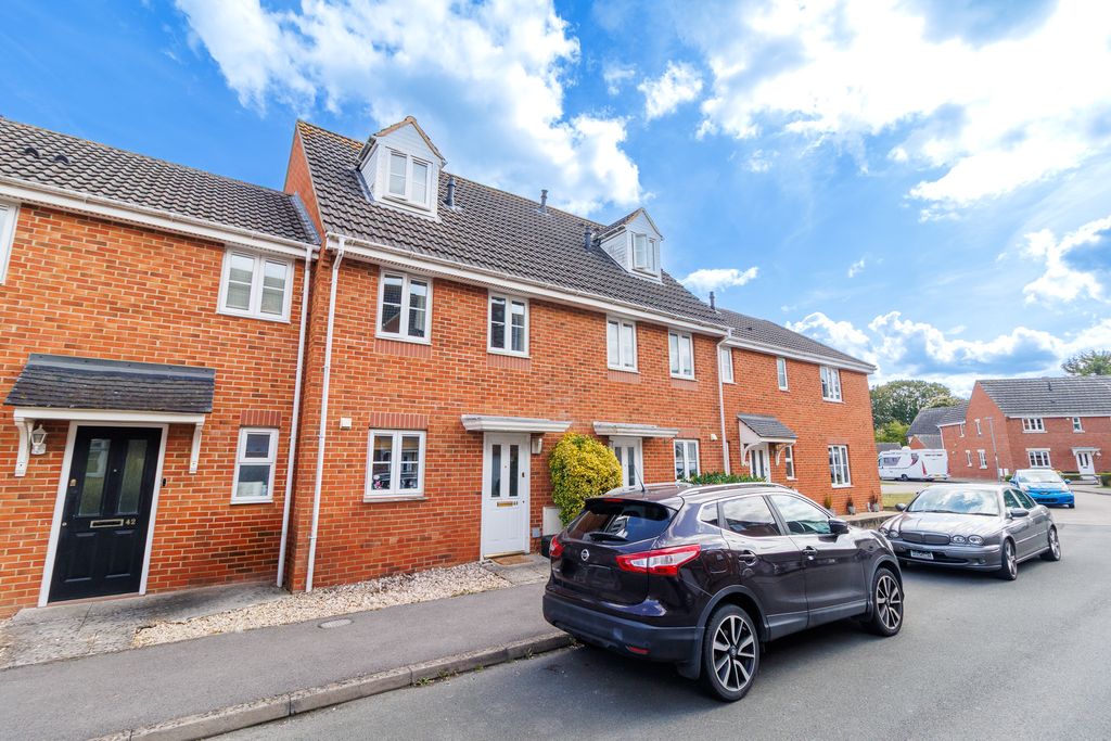 Property photo 1 of 13 Img_0284