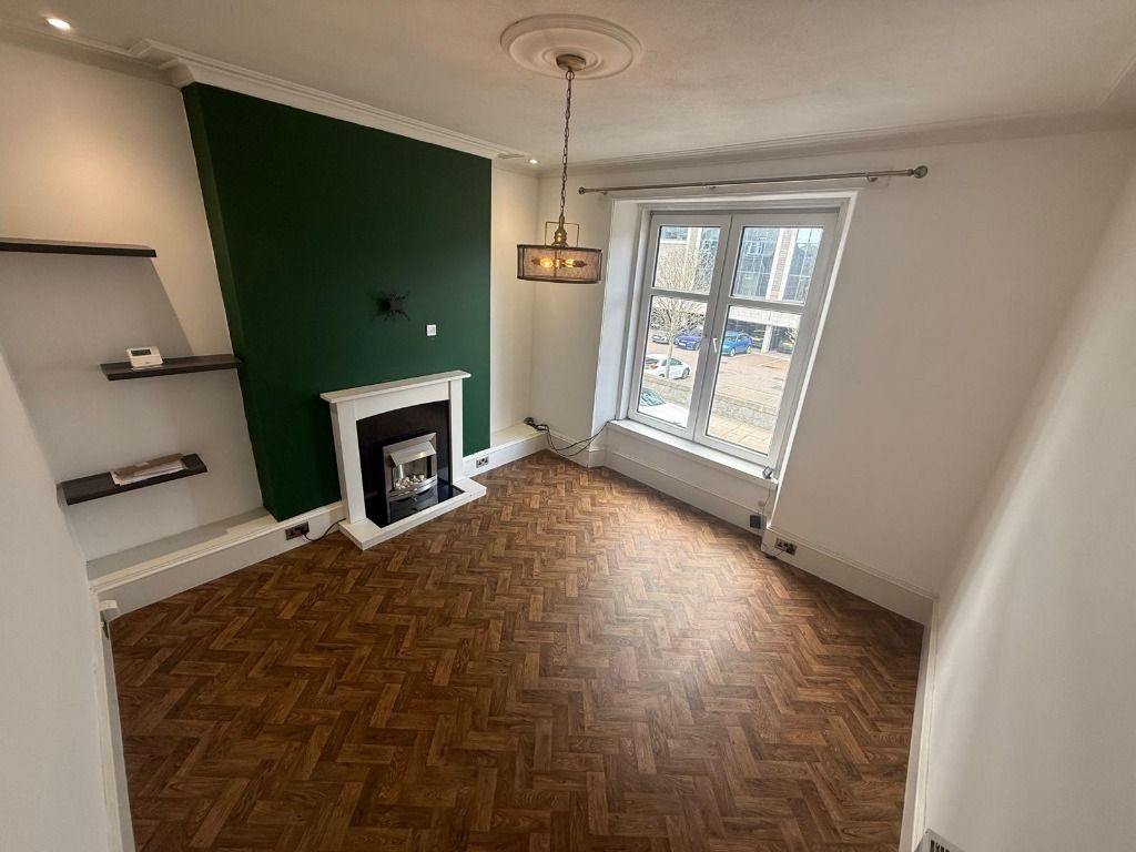 Property photo 2 of 9 Photo 2