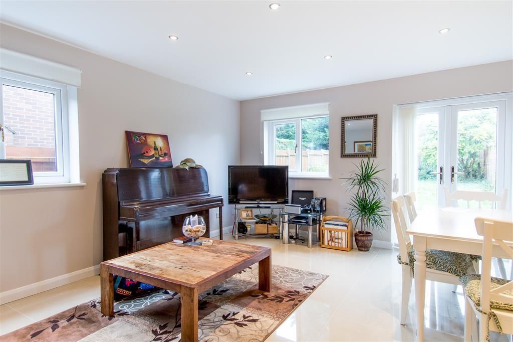 Property photo 3 of 8 Living Room