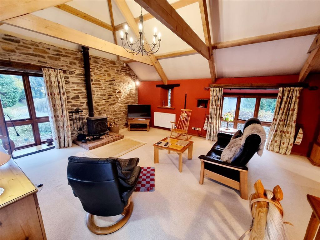 Property photo 3 of 28 Sitting Room.Jpg