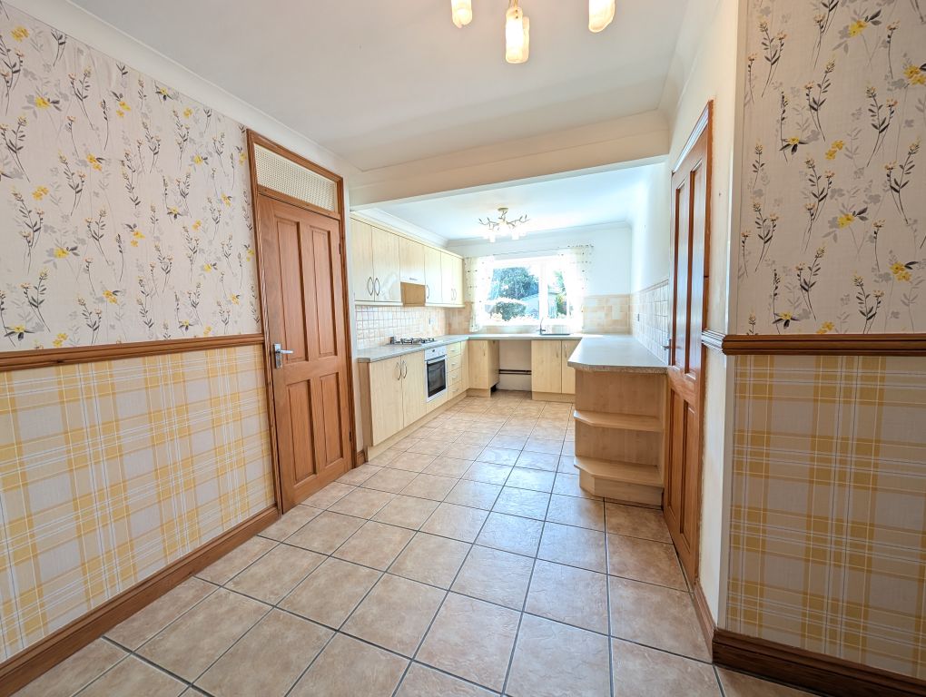 Property photo 3 of 12 Image