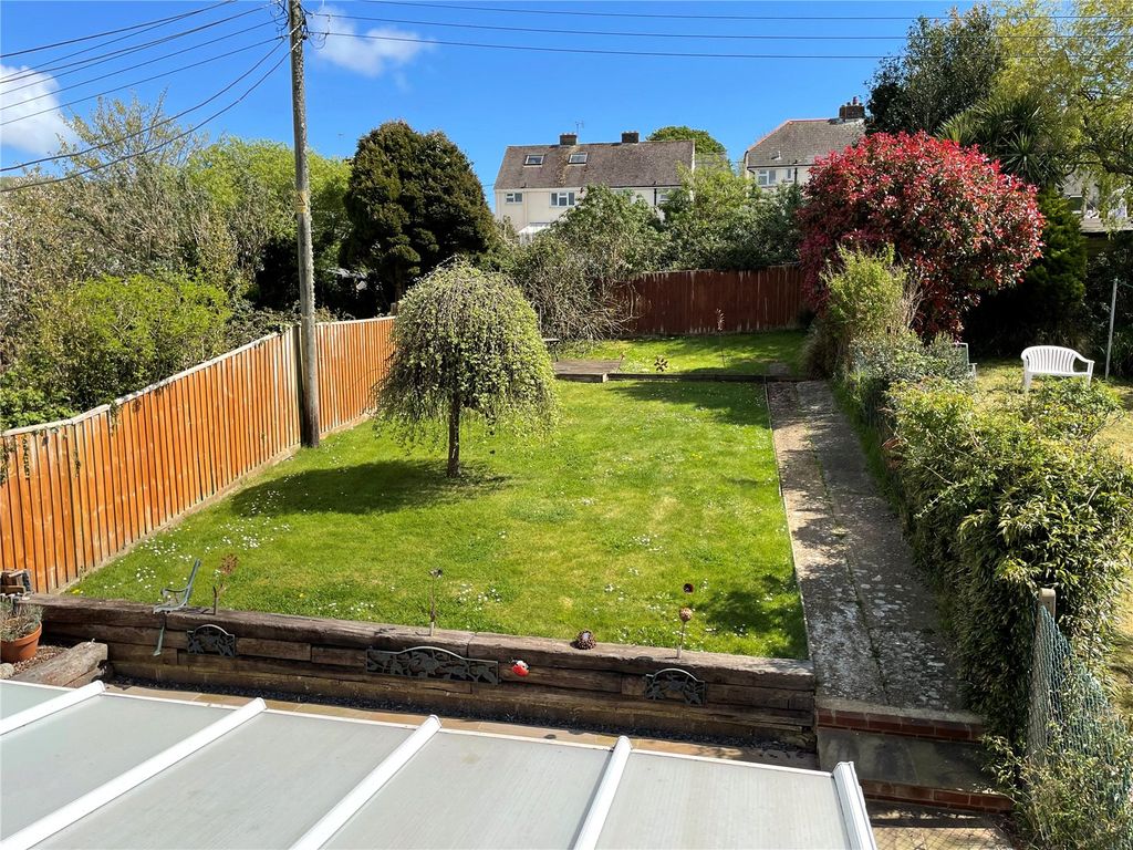 Property photo 2 of 10 Picture No. 04