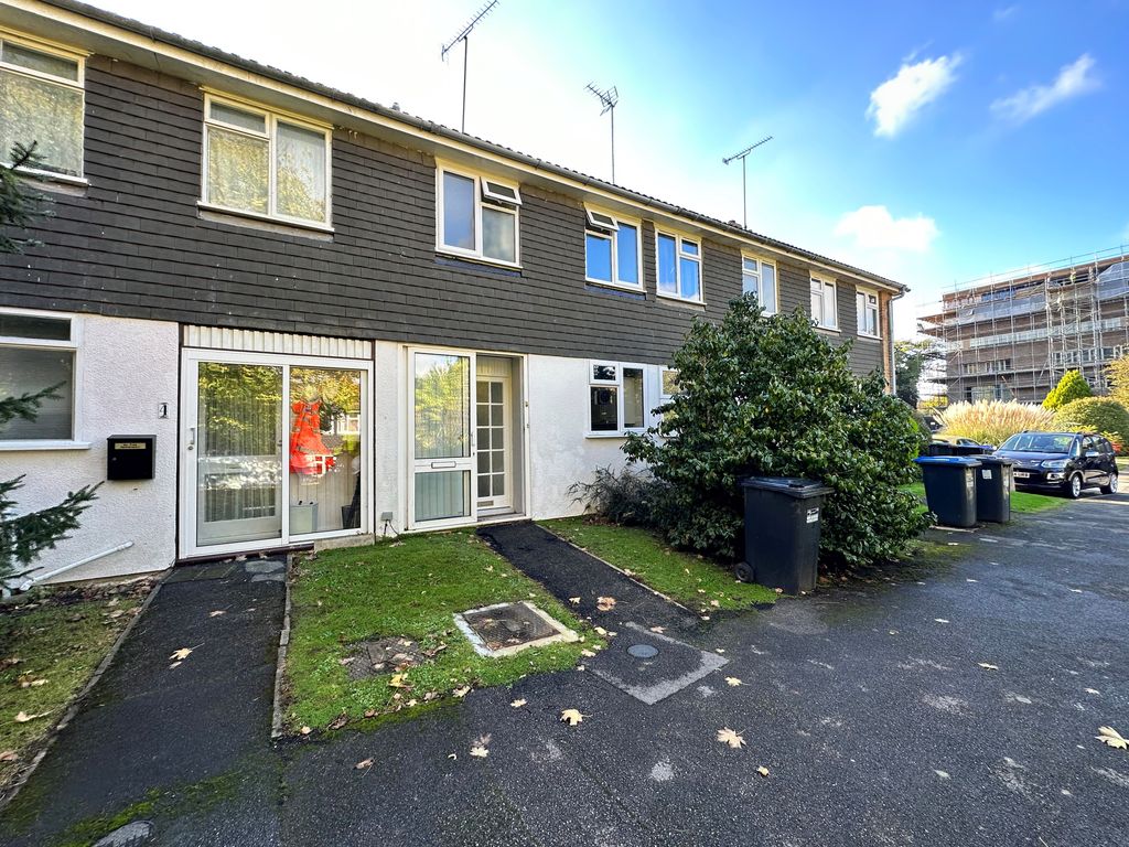 Property photo 1 of 7 Front