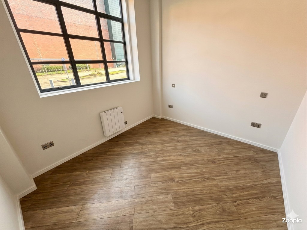 Property photo 2 of 3