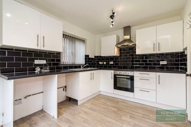 Property photo 2 of 13 Photo 4