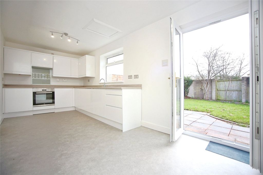 Property photo 1 of 24 Picture No. 45