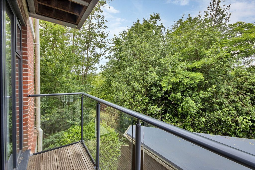 Property photo 3 of 13 Balcony