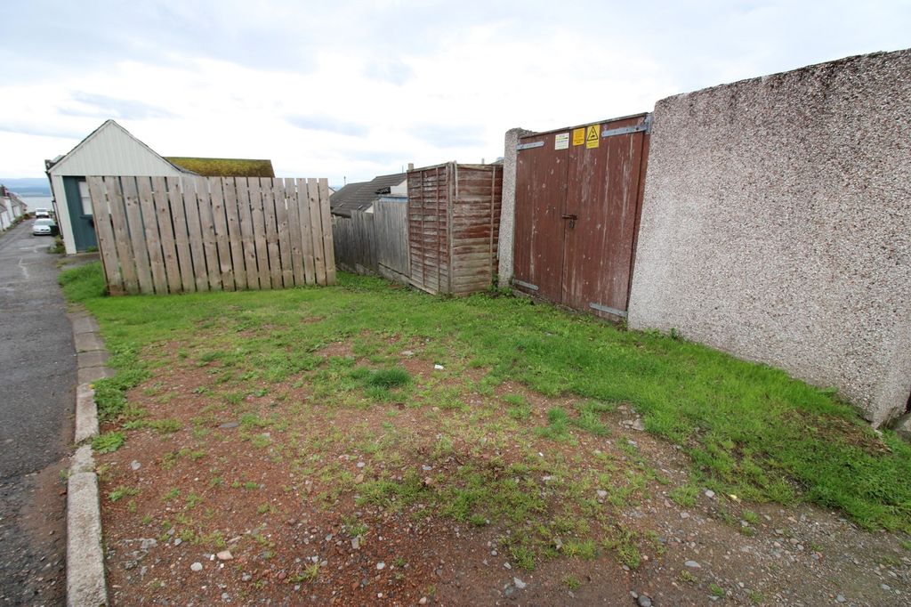Property photo 3 of 5 Plot