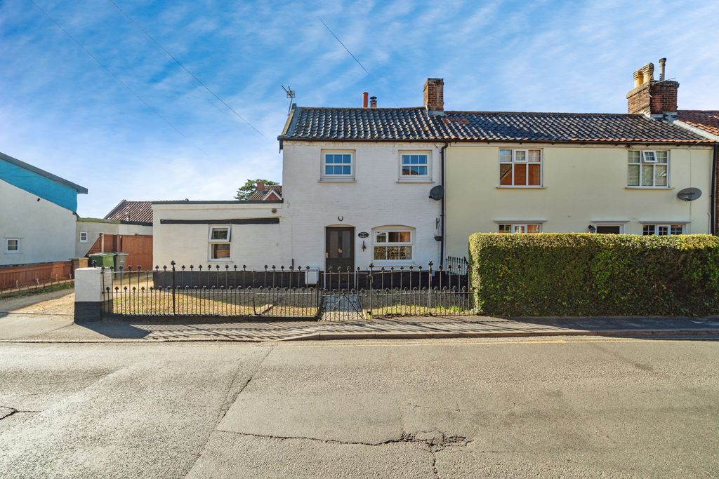 Property photo 2 of 20