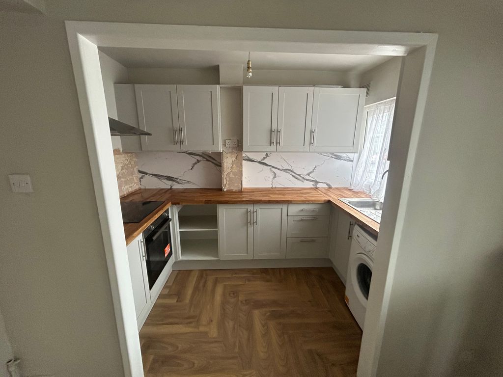 Property photo 1 of 8 Image