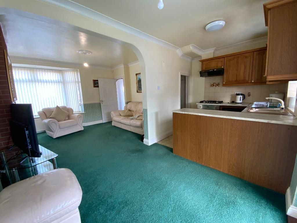 Property photo 2 of 11 Open Plan Kitchen/Living Room