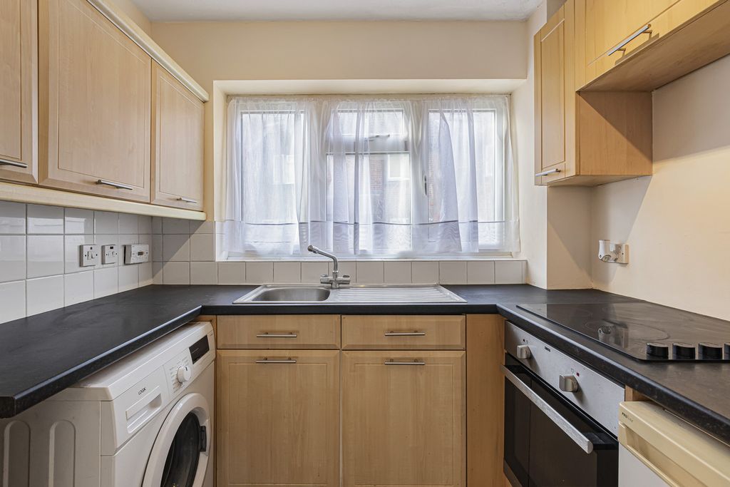 Property photo 3 of 13