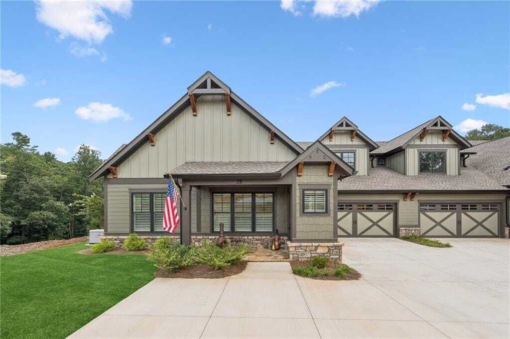 Property photo 1 of 31