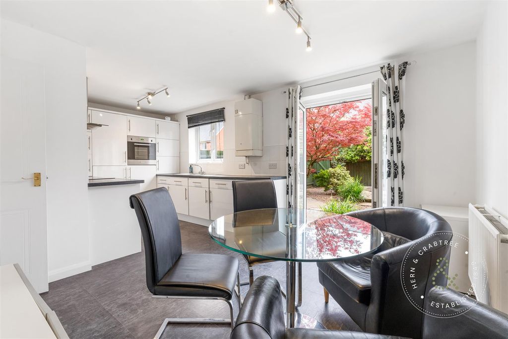 Additional image 7 of 4 bed terraced house for saleBarquentine Place, Cardiff Bay CF10