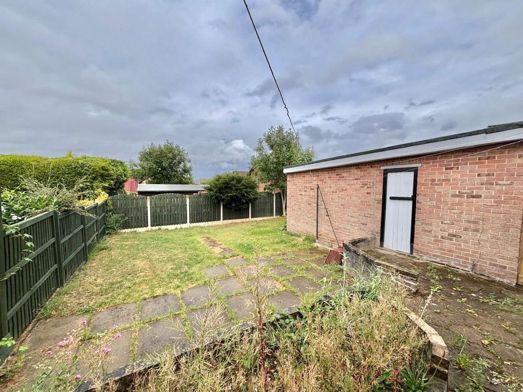 Property photo 2 of 14 9c68F233-0A57-4123-B465-d6Cb0B71F99F.Jpg