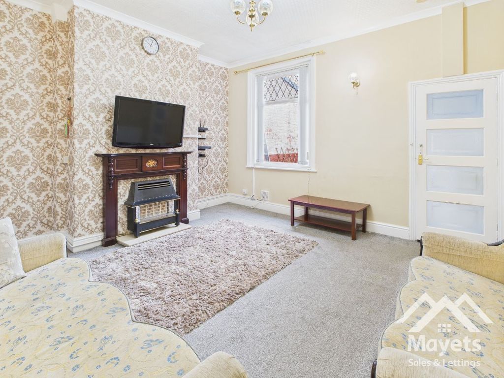 Property photo 3 of 13