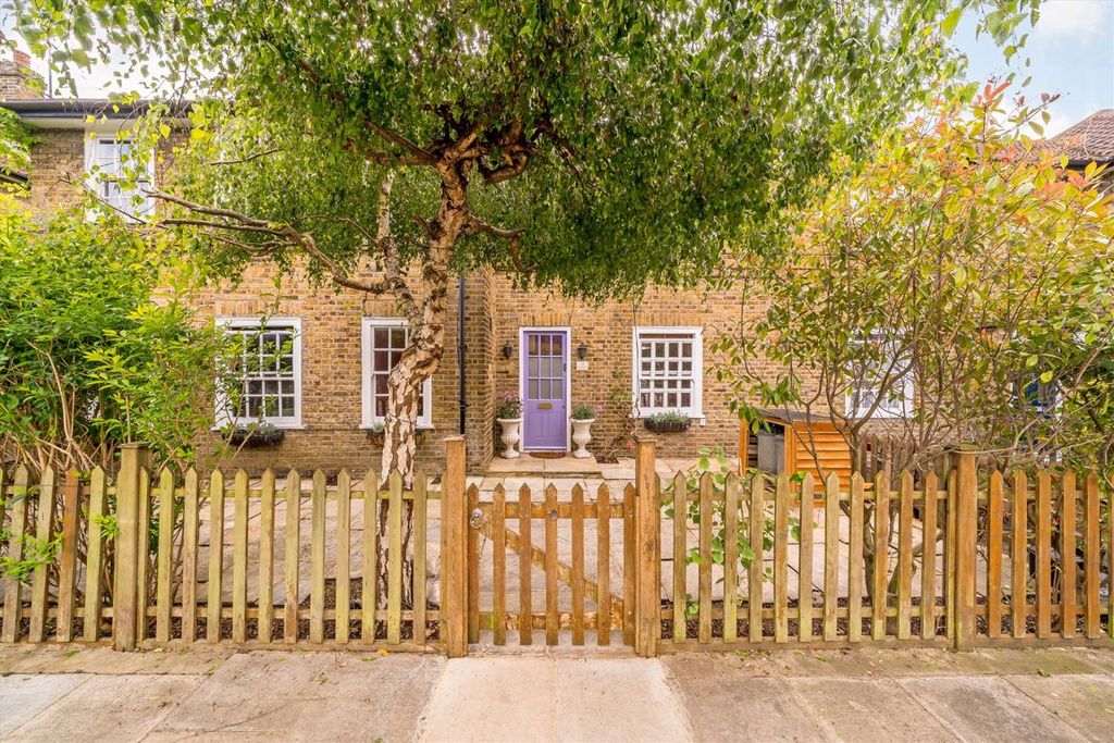 Property photo 1 of 7