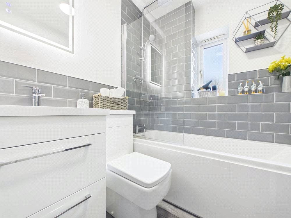 Property photo 3 of 19 Picture No. 01