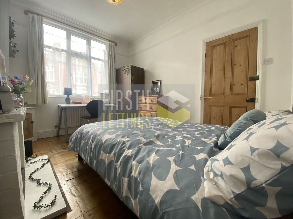 Property photo 2 of 12 Photo 10