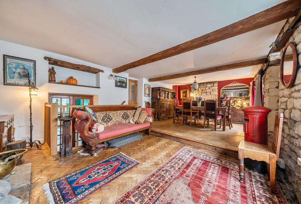 Property photo 2 of 34 1416024-24-698F6A...