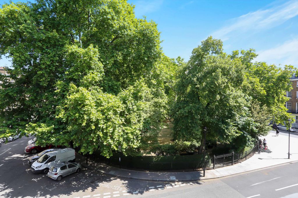 Property photo 2 of 15 Image