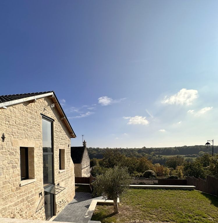 Property photo 1 of 10 Exceptional Contemporary Country Retreat With Panoramic Valley Views