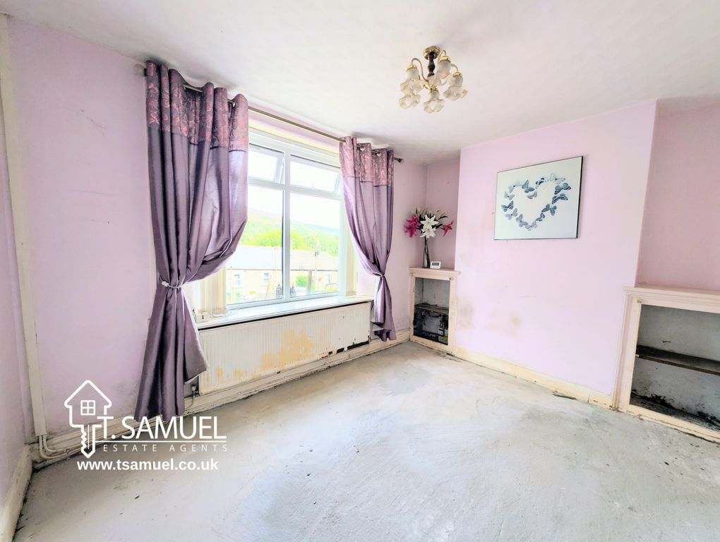 Property photo 2 of 19 Reception Room