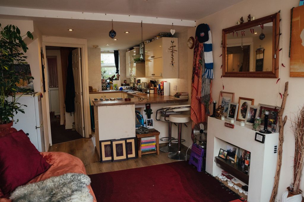 Property photo 3 of 20
