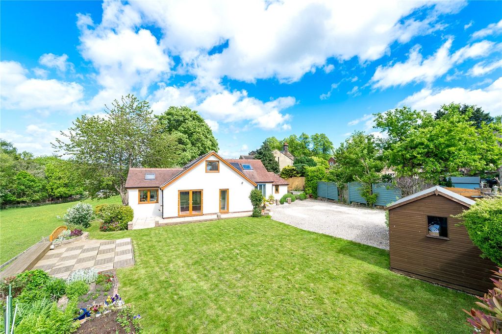 Property photo 1 of 33 Picture No. 30