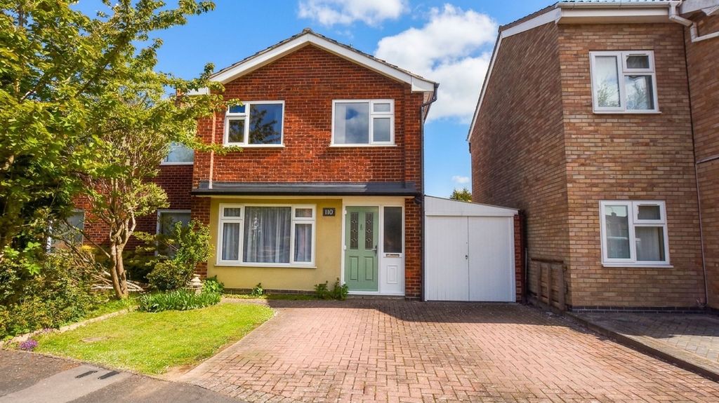 Property photo 1 of 35